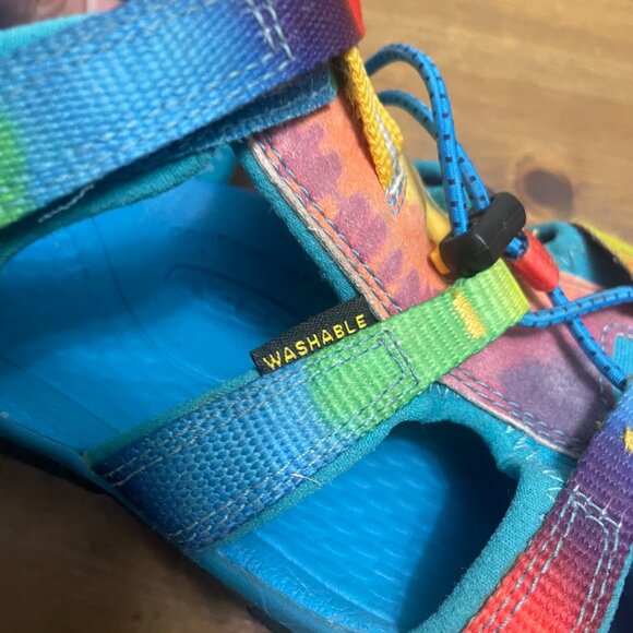 KEEN Closed Toe Sandal, Vivid Blue/Original Tie Dye Unisex Big Kids Size US 5 - Picture 8 of 11